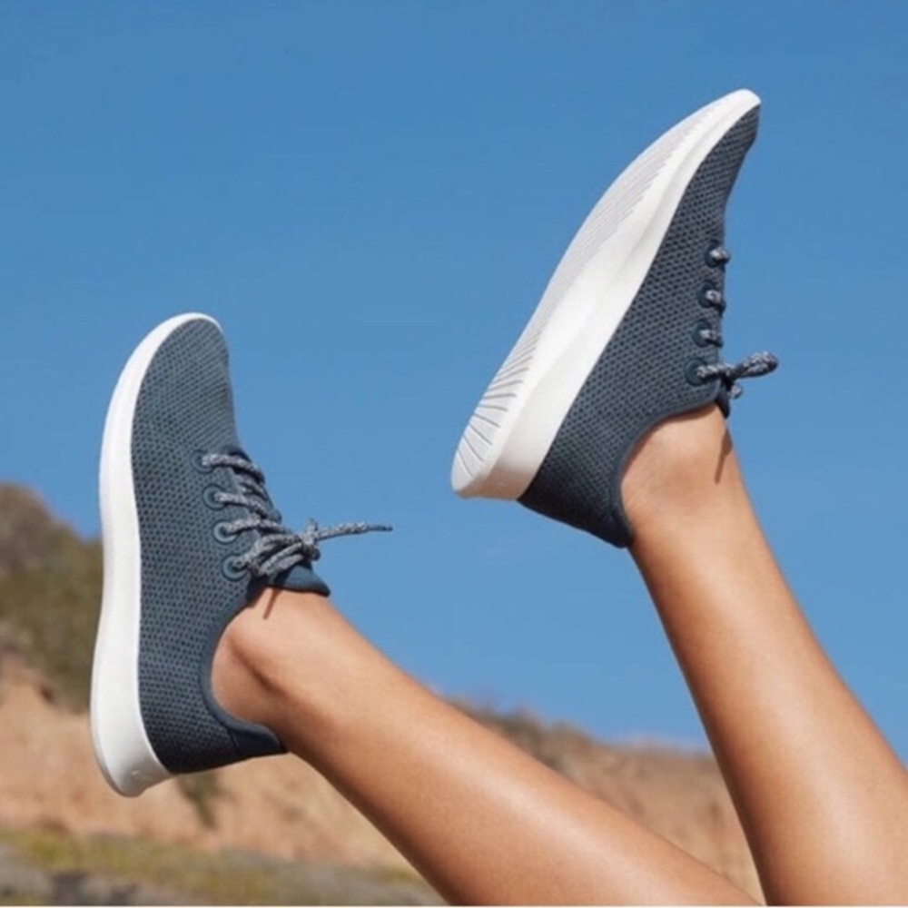 Allbirds Tree Runners - Marine Blue Size W10